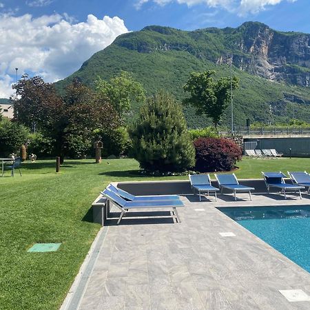 Villaggio Hotel Aquila Calliano  Buitenkant foto
