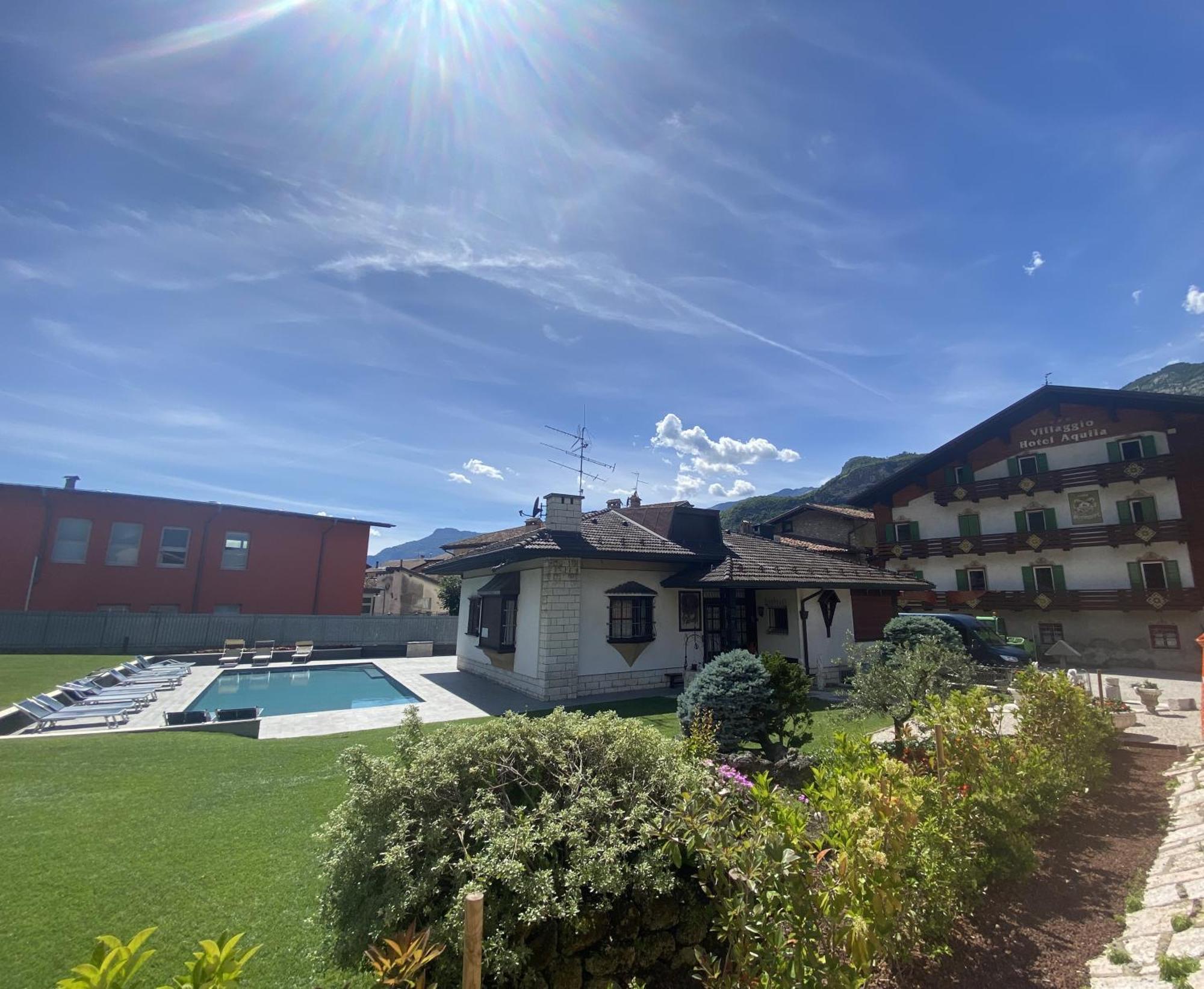Villaggio Hotel Aquila Calliano  Buitenkant foto